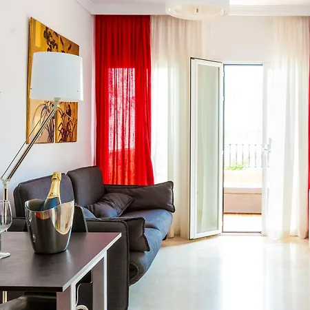 아파트 아파르타멘토스 아브릴 *